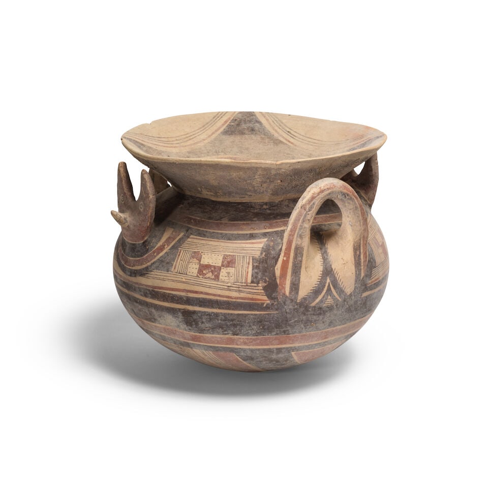 OLLA DAUNIENNE EN TERRE CUITE Italie méridionale, ca. Ve siècle av. J.C. (1 of 1)