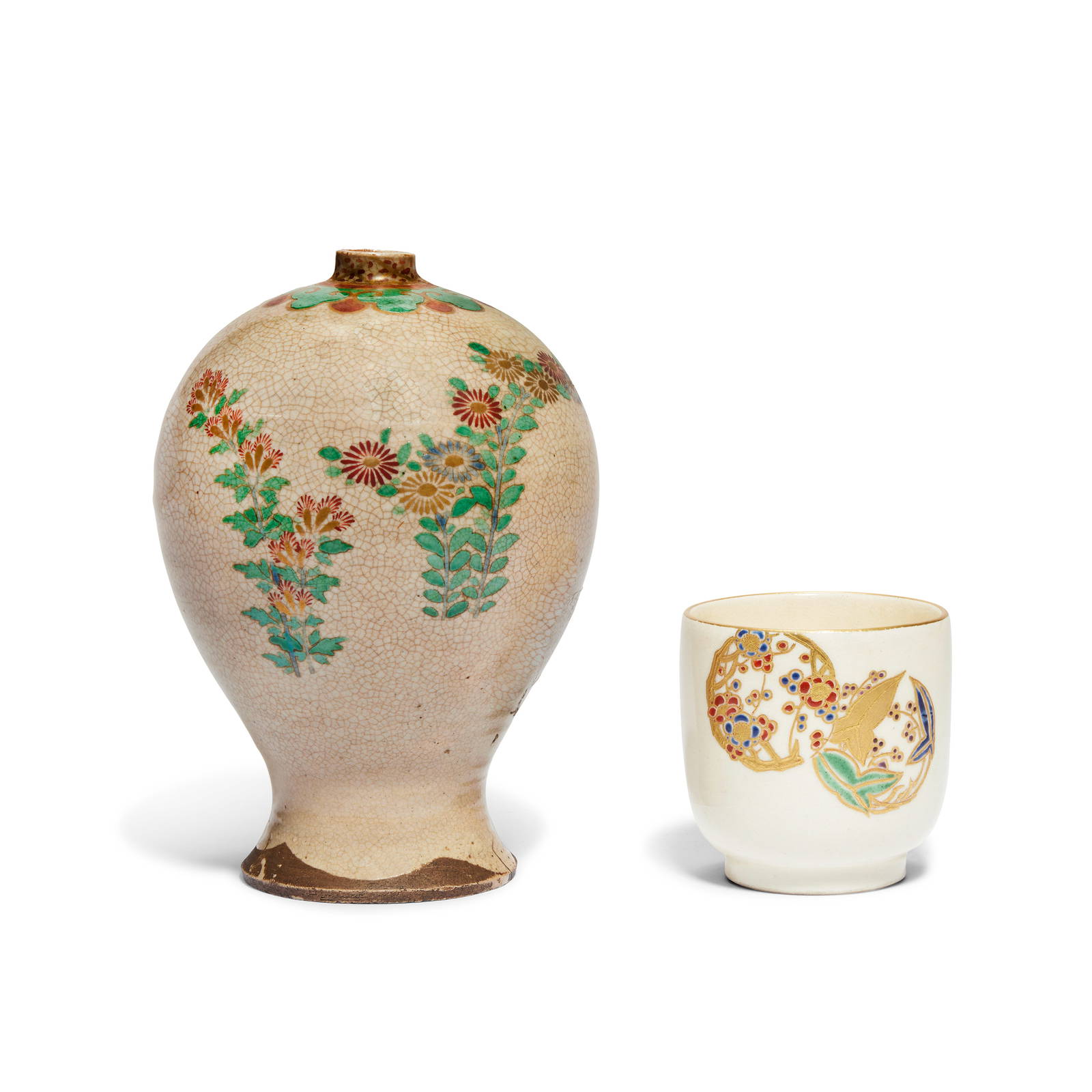 A KO-KIYOMIZU TOKKURI (BOTTLE) AND A KYOTO SATSUMA YUNOMI (DRINKING CUP) Early 18th century to 1...