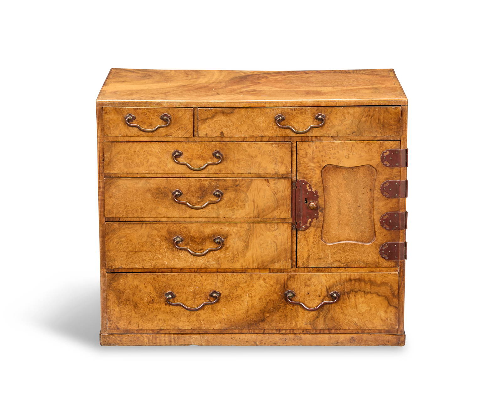 A SMALL SENDAI TANSU CHEST 19th/20th century