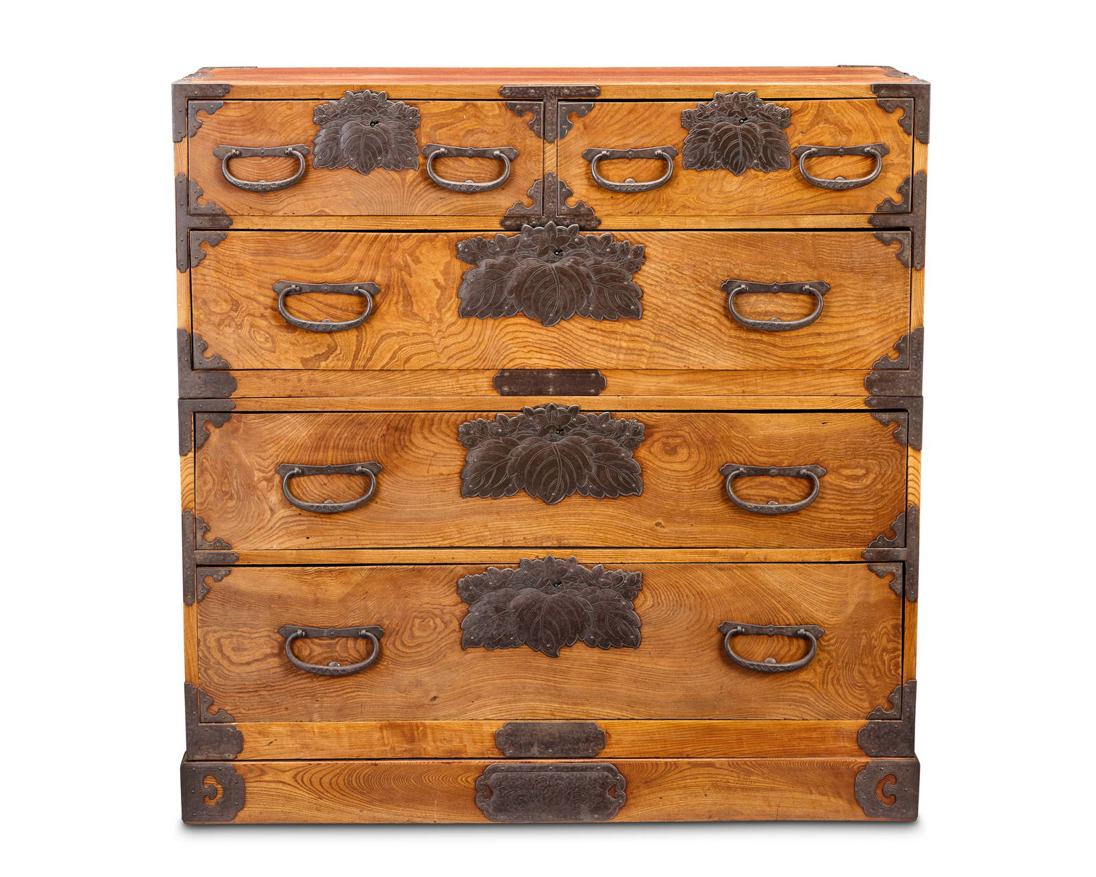 A LARGE KEAKI WOOD TANSU Circa 1820