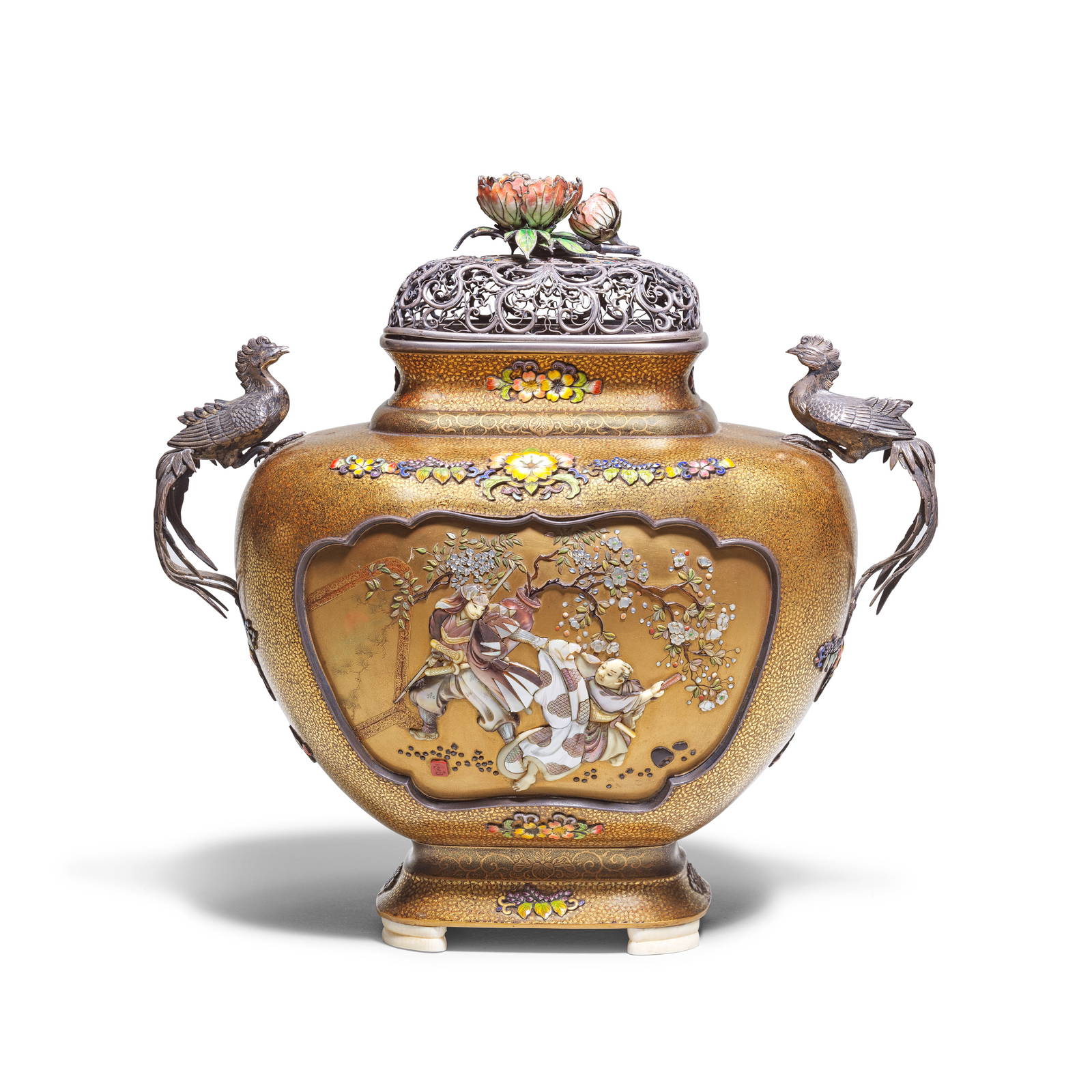 A SHIBAYAMA-INLAID KORO AND COVER By Yukimasa, Meiji Period (3)