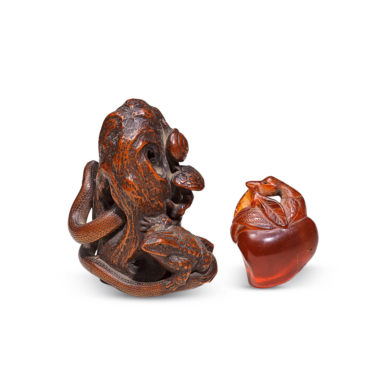 A WOOD NETSUKE OF THE SANSUKUMI AND AN AGATE GARVING OF A GOOSE 19th century (2)