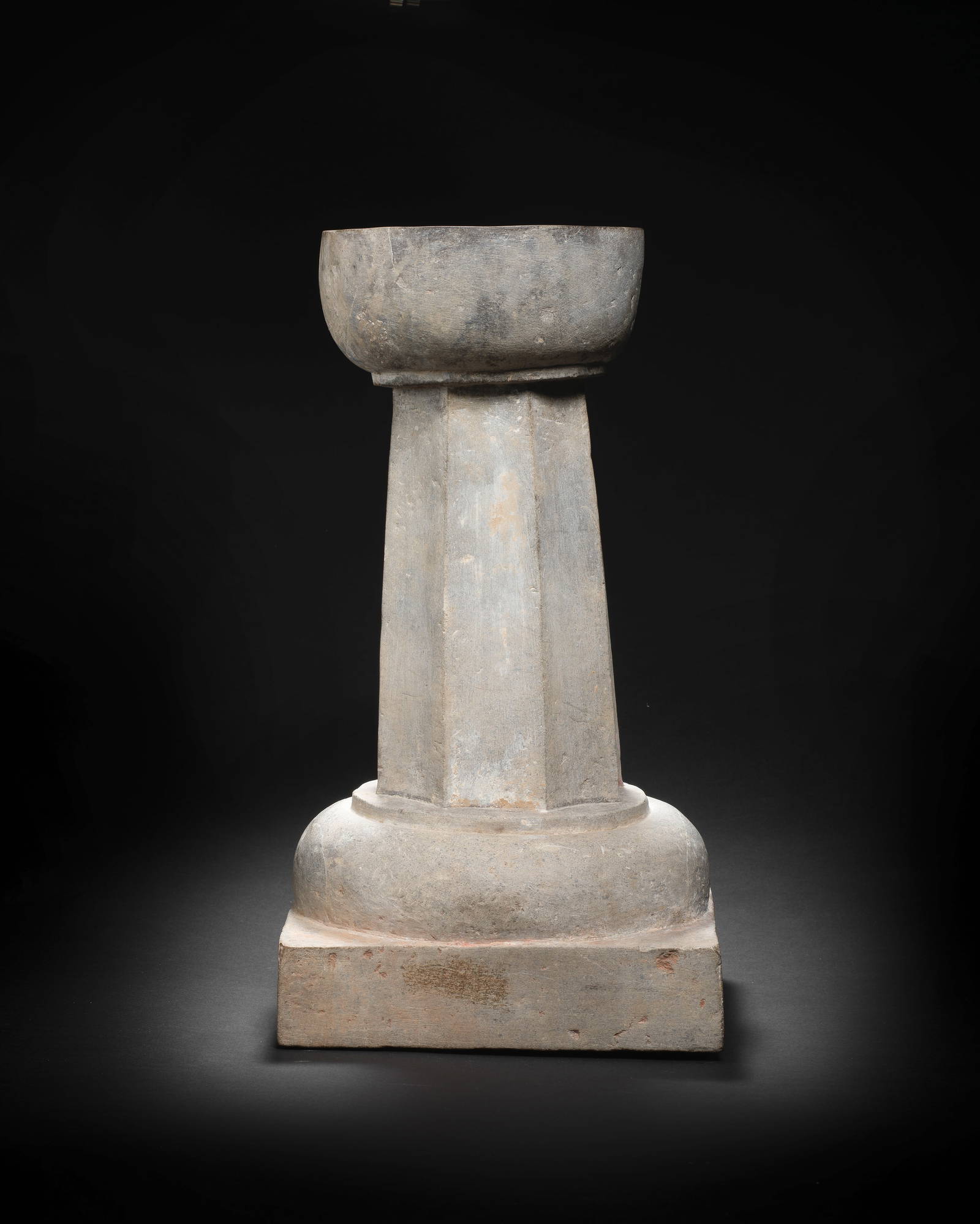 A RARE LIMESTONE OCTAGONAL OIL LAMP Northern Qi Dynasty
