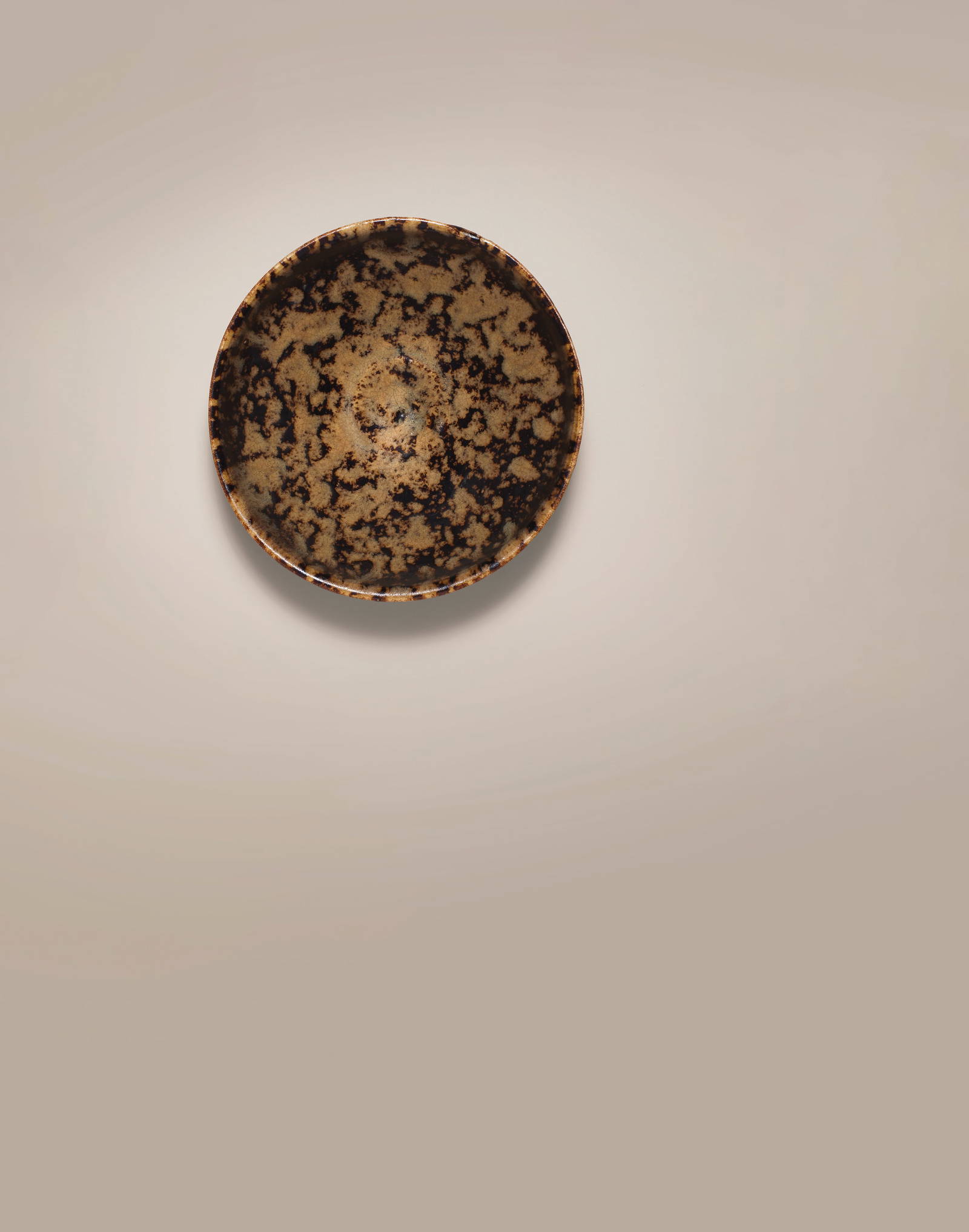 A JIZHOU TORTOISESHELL-GLAZED TEA BOWL Southern Song Dynasty (2)