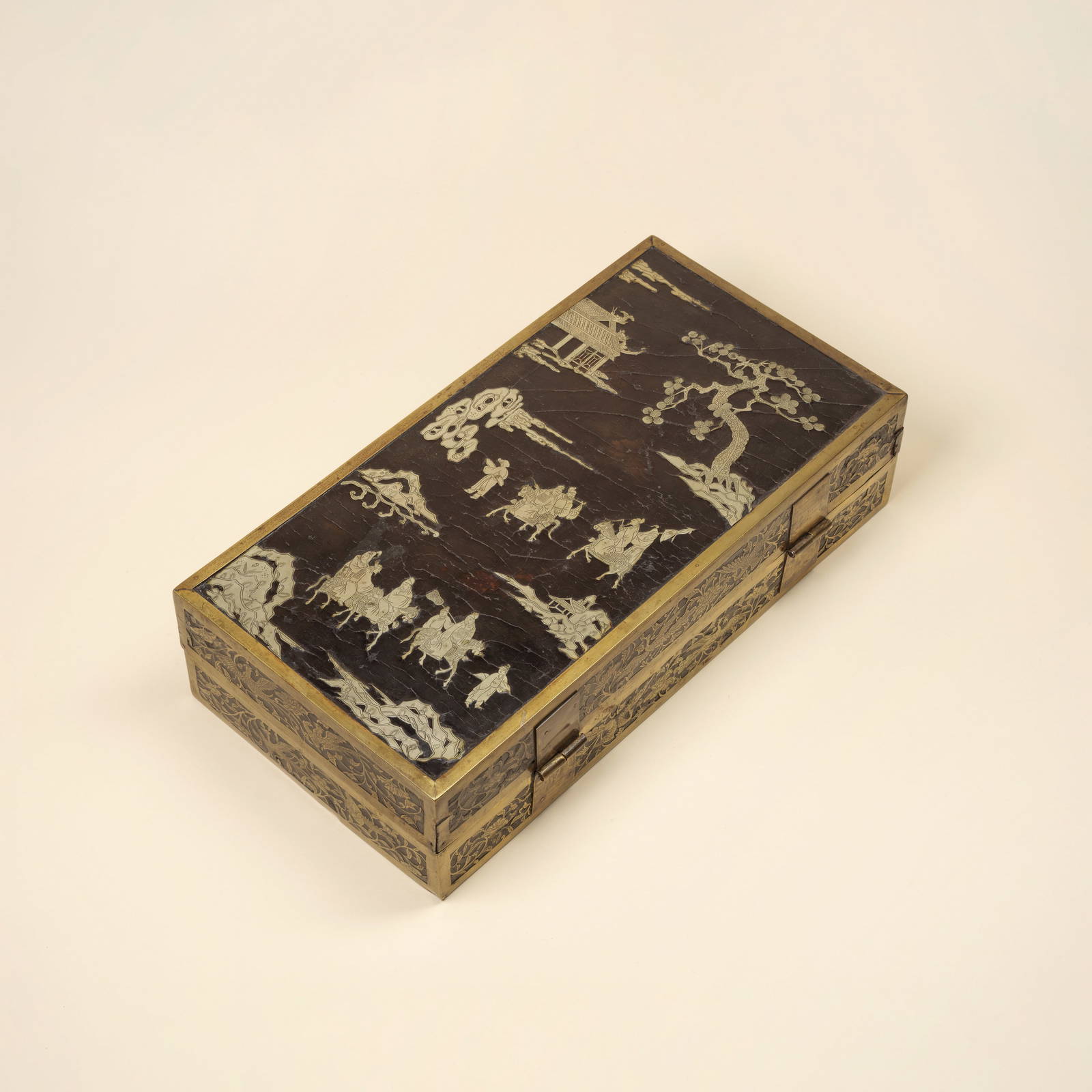 A BAITONG AND HUANGTONG-INLAID LACQUER DOCUMENT BOX AND COVER 17th century