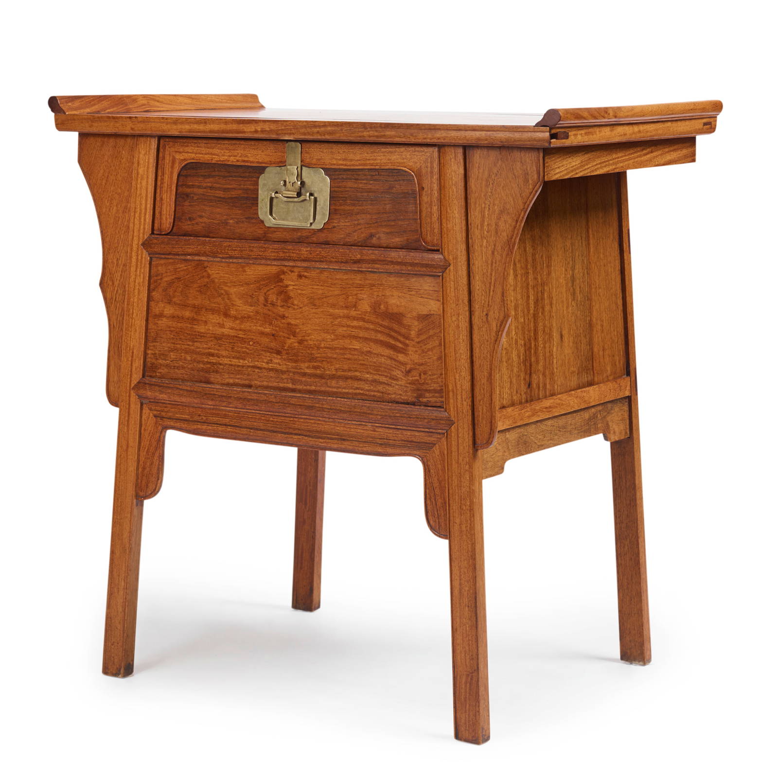 A HUANGHUALI SINGLE-DRAWER ALTAR COFFER, MENHUCHU Qing Dynasty