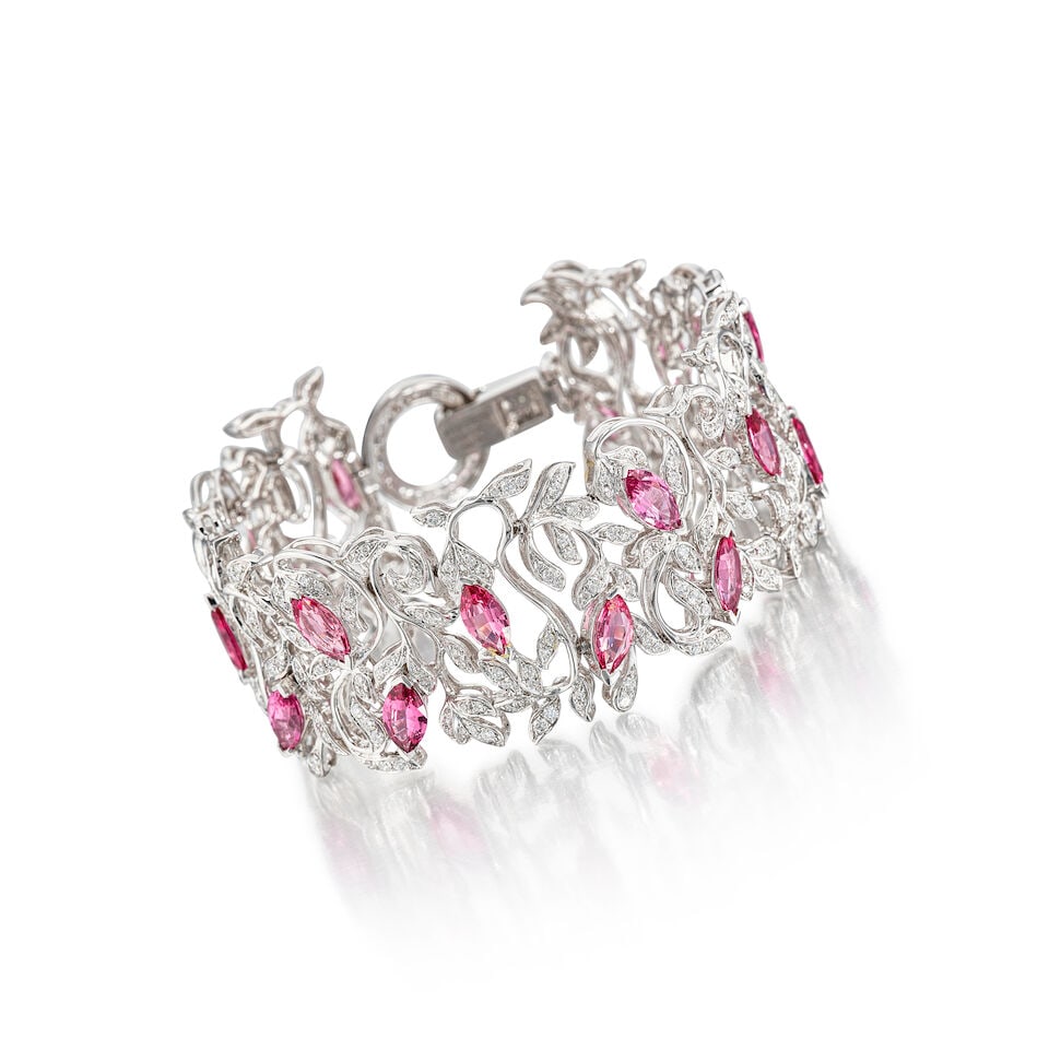 SPINEL AND DIAMOND BRACELET: SPINEL AND DIAMOND BRACELET 尖晶石配鑽石手鍊 Spinels: stamped 8.95cts Diamonds: stamped 2.87cts Metal: 18 karat white gold Inner circumference: 15.5cm G