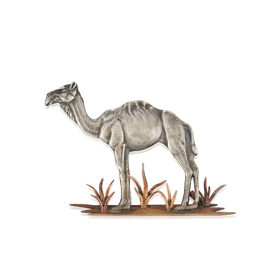 BUCCELLATI: A STERLING SILVER AND 18K GOLD CAMEL BROOCH (1 of 5)