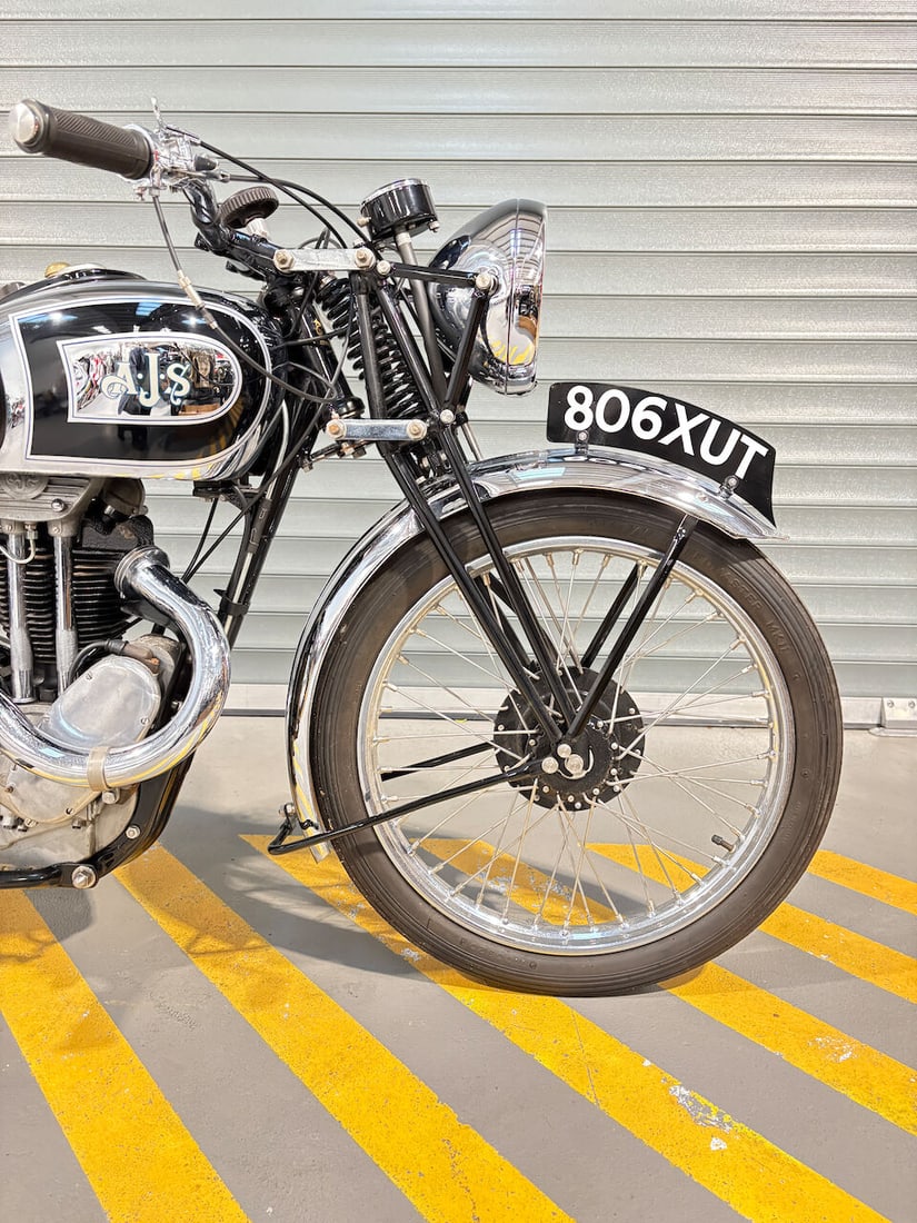 1938 AJS 348cc Model 26 Silver Streak Frame no. 5937 Engine no. 38/26SS 64548 A - 9