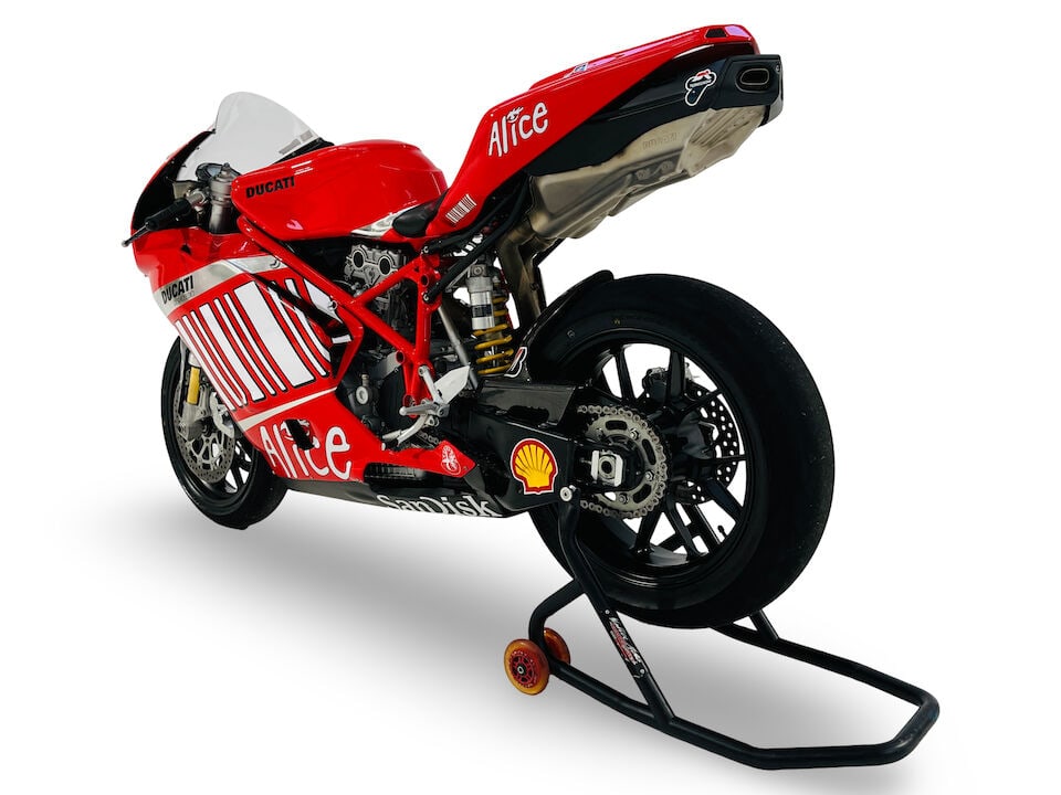 c.2004 Ducati 999/749 'Desmosedici Casey Stoner Replica' Frame no. *ZDMH400AB4B009705* Engine no... - 5