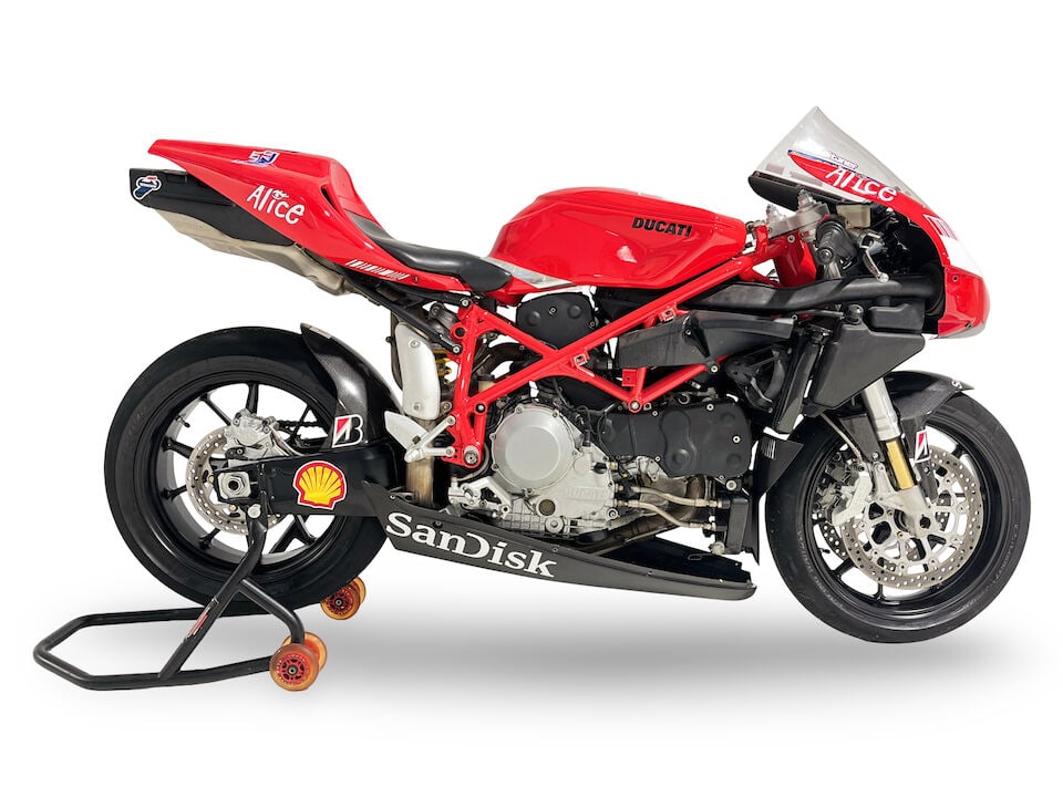 c.2004 Ducati 999/749 'Desmosedici Casey Stoner Replica' Frame no. *ZDMH400AB4B009705* Engine no... - 6