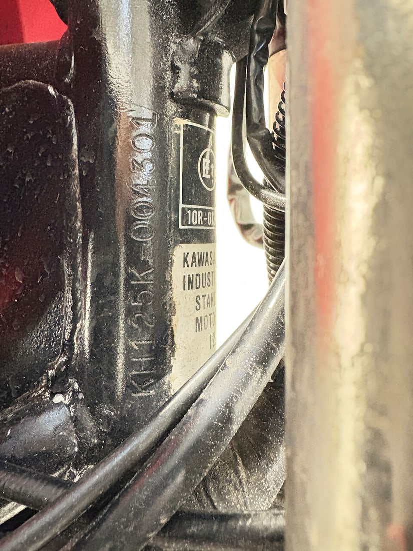 1987 Kawasaki KH-125 Frame no. KH125K-004301 Engine no. KH125DE014535 - 15