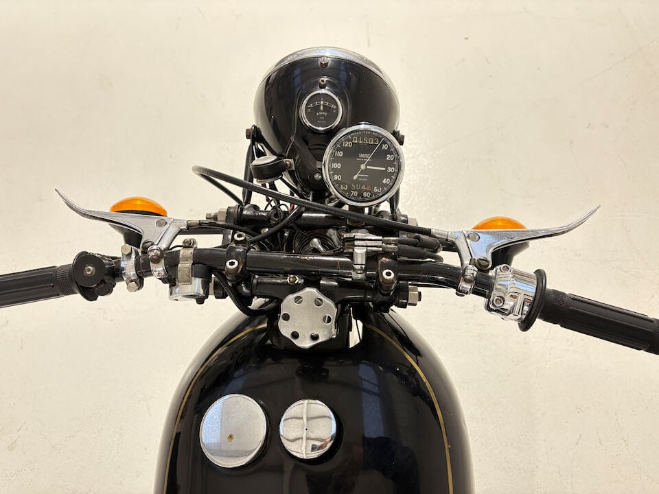 1947 Vincent-HRD 998cc Series-B Rapide Frame no. R2092 Rear Frame no. R2092 Engine no. F10AB/1/... - 13