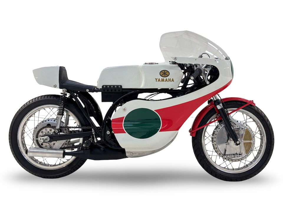 c.1970 Yamaha 250cc TD2-B Racing Motorcycle Frame no. TD2-900564 Engine no. DS6-01468: c.1970 Yamaha 250cc TD2-B Racing Motorcycle Registration no. not registered Frame no. TD2-900564 Engine no. DS6-01468 The mainstay of 250cc and 350cc class racing at national and international level f