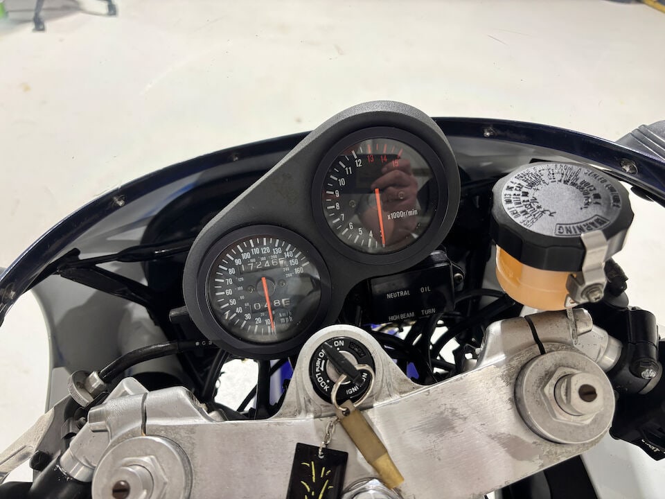 1988 Suzuki GSX-R750J 'Slingshot' Frame no. GR77A-102925 Engine no. R707-103844 - 15