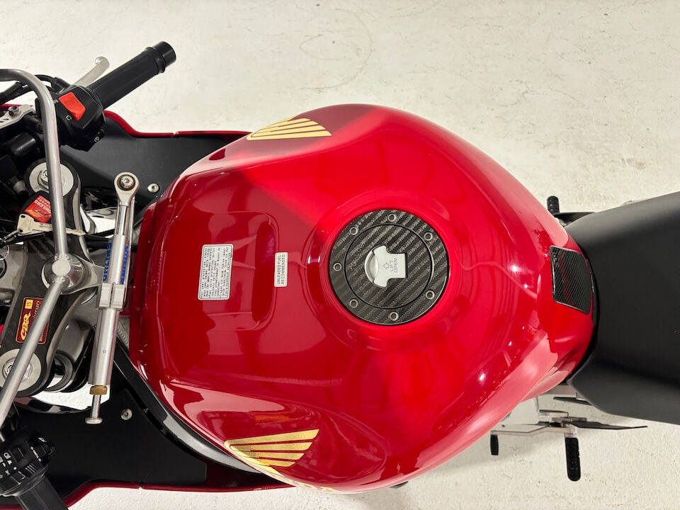 Only 952 miles from new, number '15' of the 50th Anniversary Limited Edition, 1998 Honda CB900RR... - 12