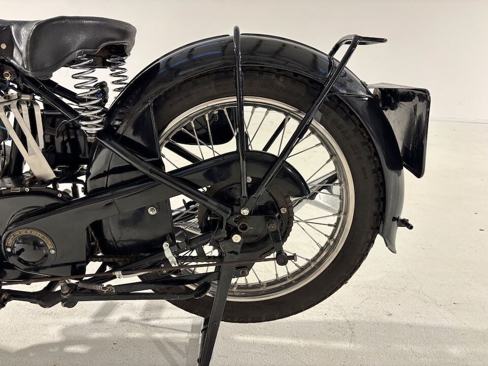 Offered from the estate of the late Len Clutterbuck, 1952/1946 Velocette 349cc MAC Frame no. MB ... - 11