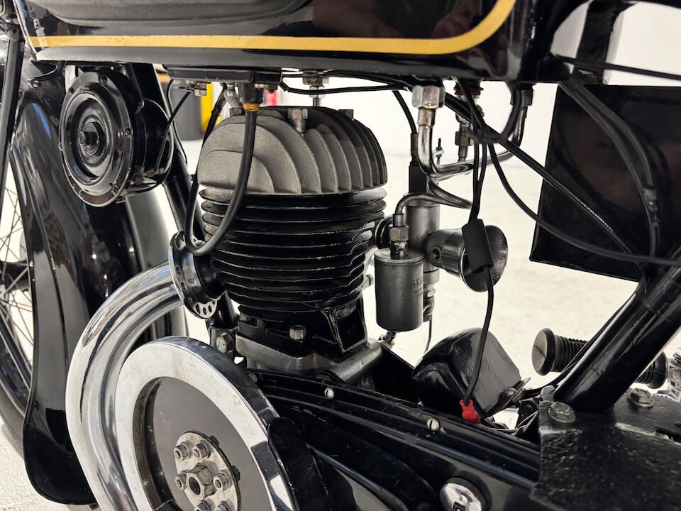 Offered from the estate of the late Len Clutterbuck, c.1939 Velocette 249cc GTP Frame no. GBB750... - 8