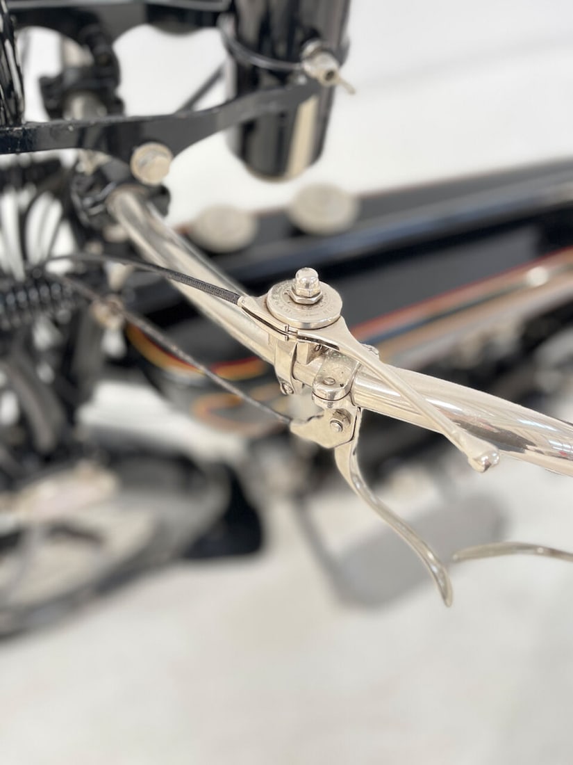 2 previous recorded keepers and single owner for over 60 years, 1923 Raleigh 2¾hp Frame no.... - 10