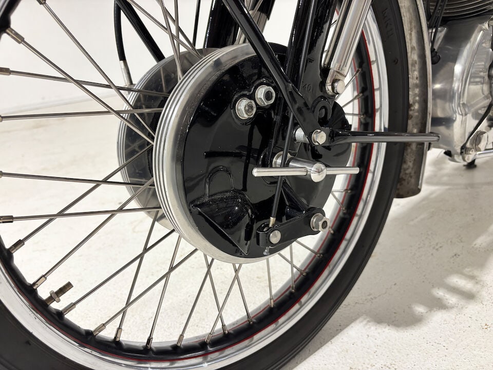 Offered from the estate of the late Len Clutterbuck, 1952 Vincent 998cc Series-C Rapide Frame no... - 7