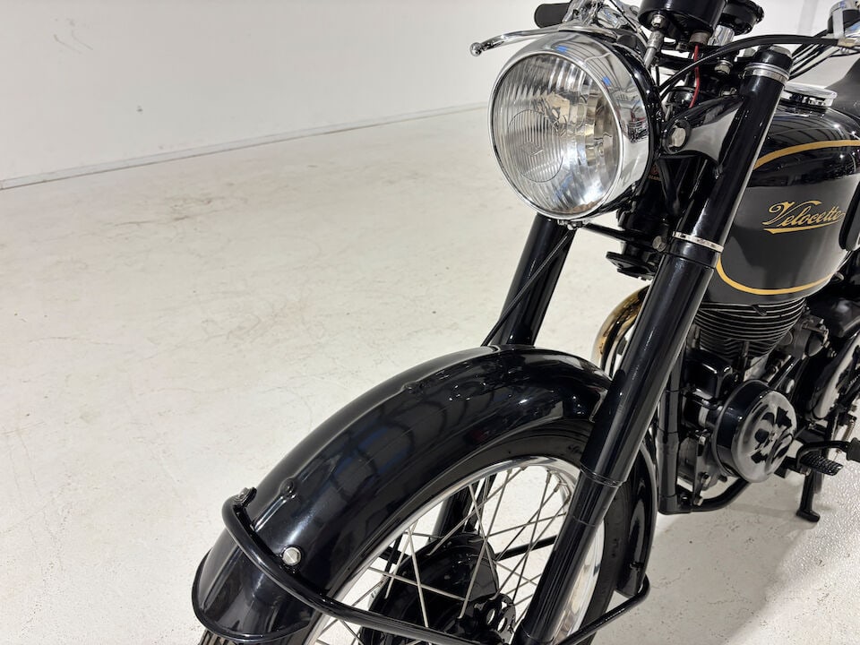 Offered from the estate of the late Len Clutterbuck, 1954 Velocette 349cc MAC Frame no. RS3512 E... - 16