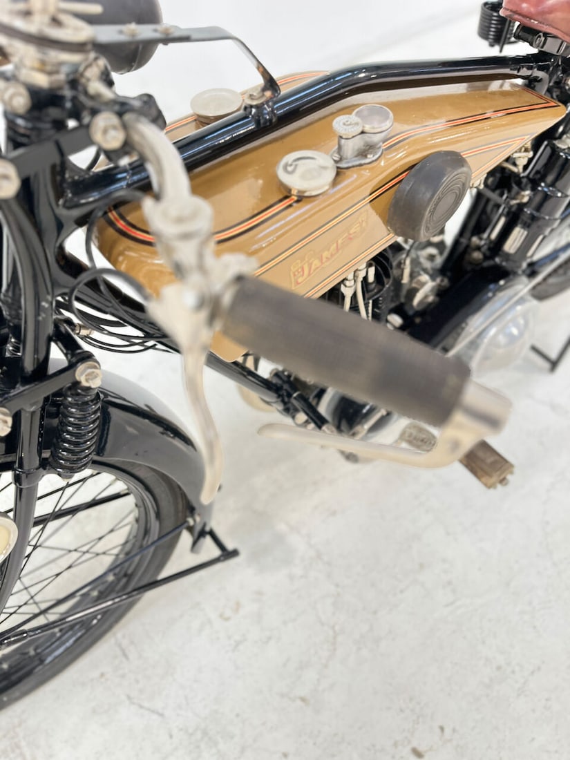 Single owner since 1964, 1927 James 350cc Model 11 Sports Frame no. 8441 Engine no. SS2038 - 18