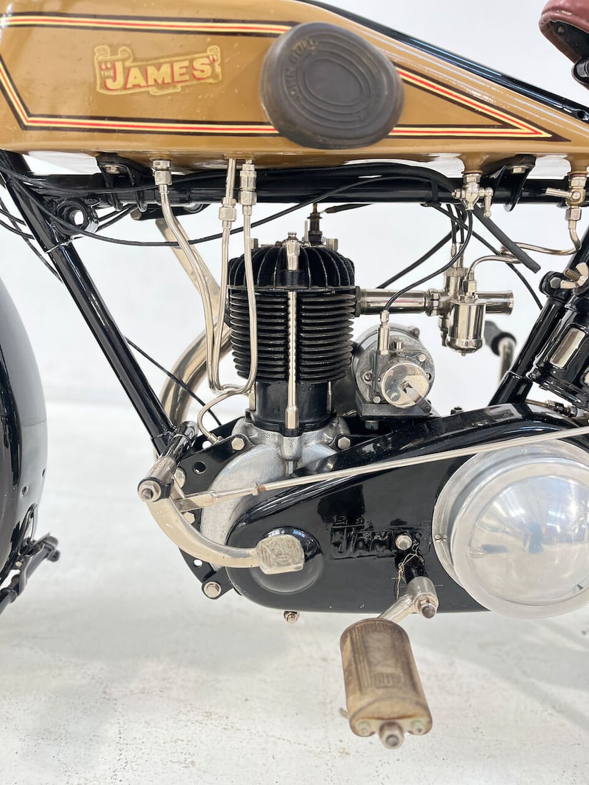 Single owner since 1964, 1927 James 350cc Model 11 Sports Frame no. 8441 Engine no. SS2038 - 6