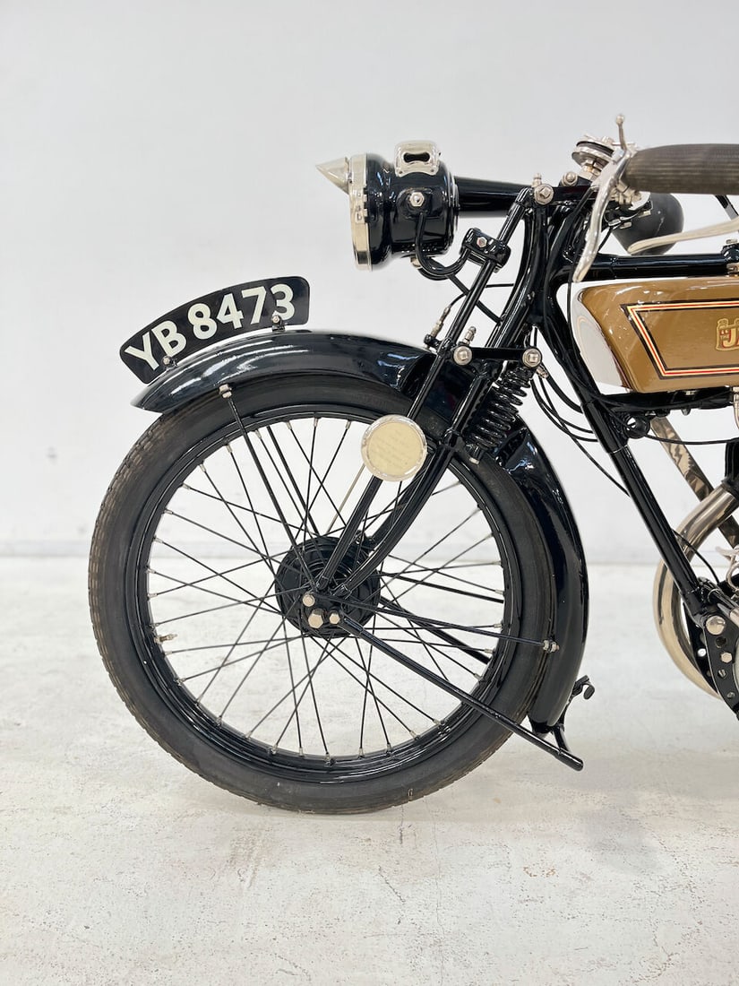 Single owner since 1964, 1927 James 350cc Model 11 Sports Frame no. 8441 Engine no. SS2038 - 7