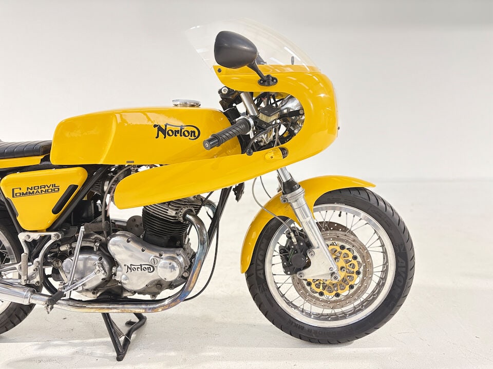 1971 Norton Commando 920cc 'Norvil' Production Racer Replica Frame no. 137822 Engine no. 850 33526 - 17