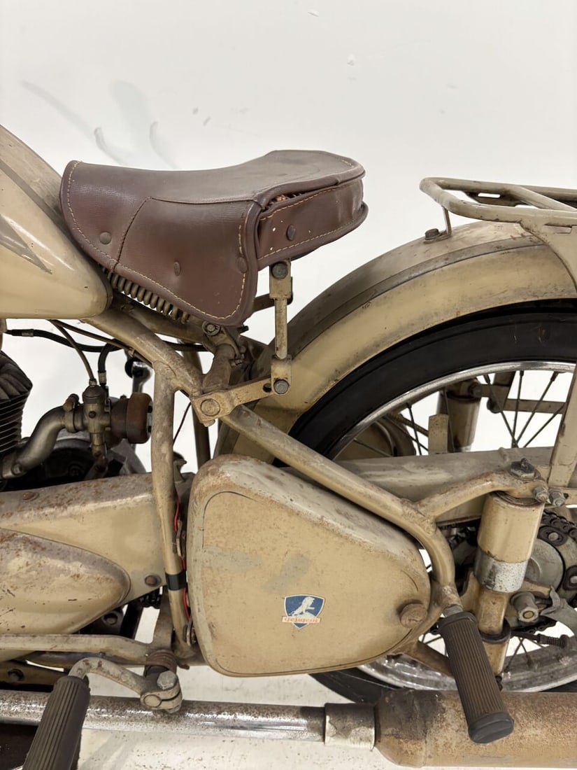 1952 Peugeot 125cc 55TC Frame no. 919827 (to attached plaque) Engine no. 13 CRT 6 - 13