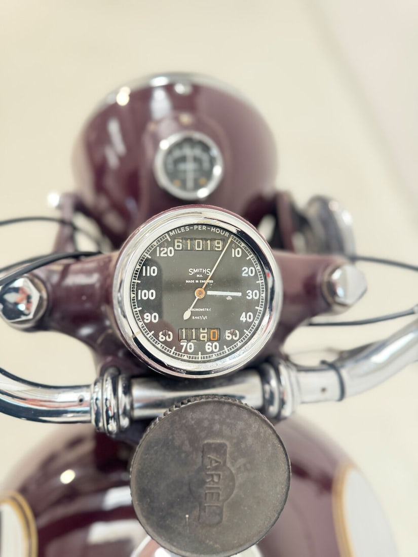 1954 Ariel 346cc Red Hunter Frame no. DU1112 Engine no. LB573 - 8