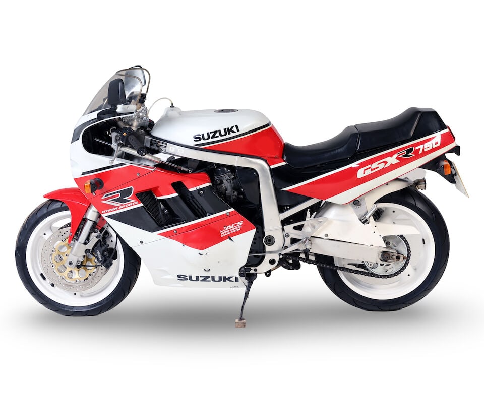 1990 Suzuki GSX-R 750 Slingshot Frame no. GR7AA-102138 Engine no. R716-105404 - 2