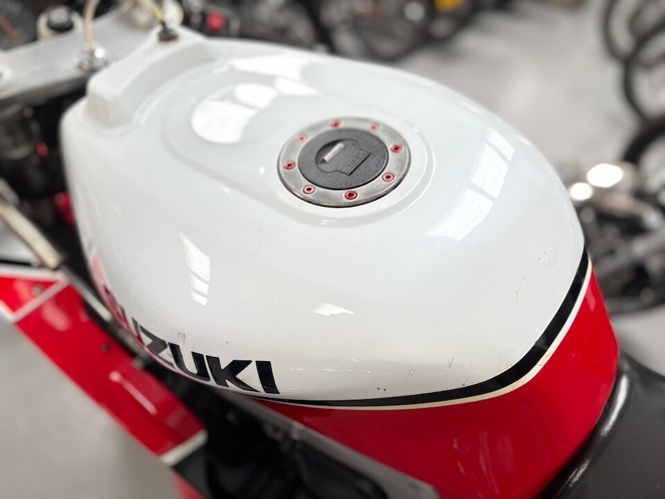 1990 Suzuki GSX-R 750 Slingshot Frame no. GR7AA-102138 Engine no. R716-105404 - 5