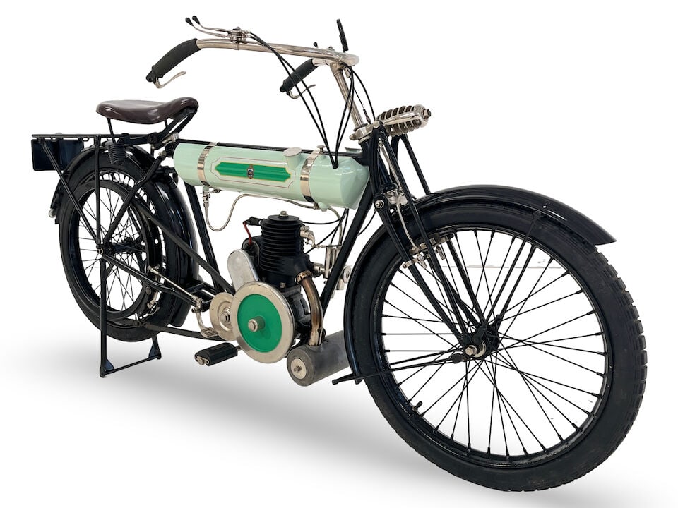 1922 Triumph 225cc Model LW 'Junior' Frame no. 602647 Engine no. 8133 - 3
