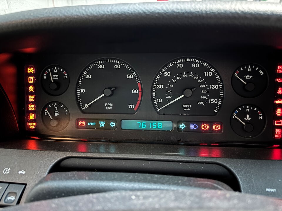 1995 Jaguar XJ6 Sport 3.2-Litre Saloon Chassis no. SAJJPALG3BJ768284 Engine no. unable to locate - 10