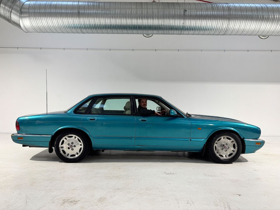 1995 Jaguar XJ6 Sport 3.2-Litre Saloon Chassis no. SAJJPALG3BJ768284 Engine no. unable to locate - 13