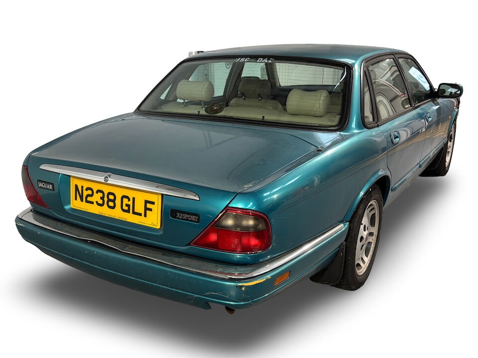 1995 Jaguar XJ6 Sport 3.2-Litre Saloon Chassis no. SAJJPALG3BJ768284 Engine no. unable to locate - 8