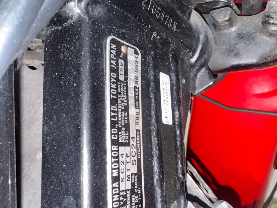 1991 Honda CBR 1000 F-L Frame no. SC24-21054 Engine no. SC09E2105674 - 12