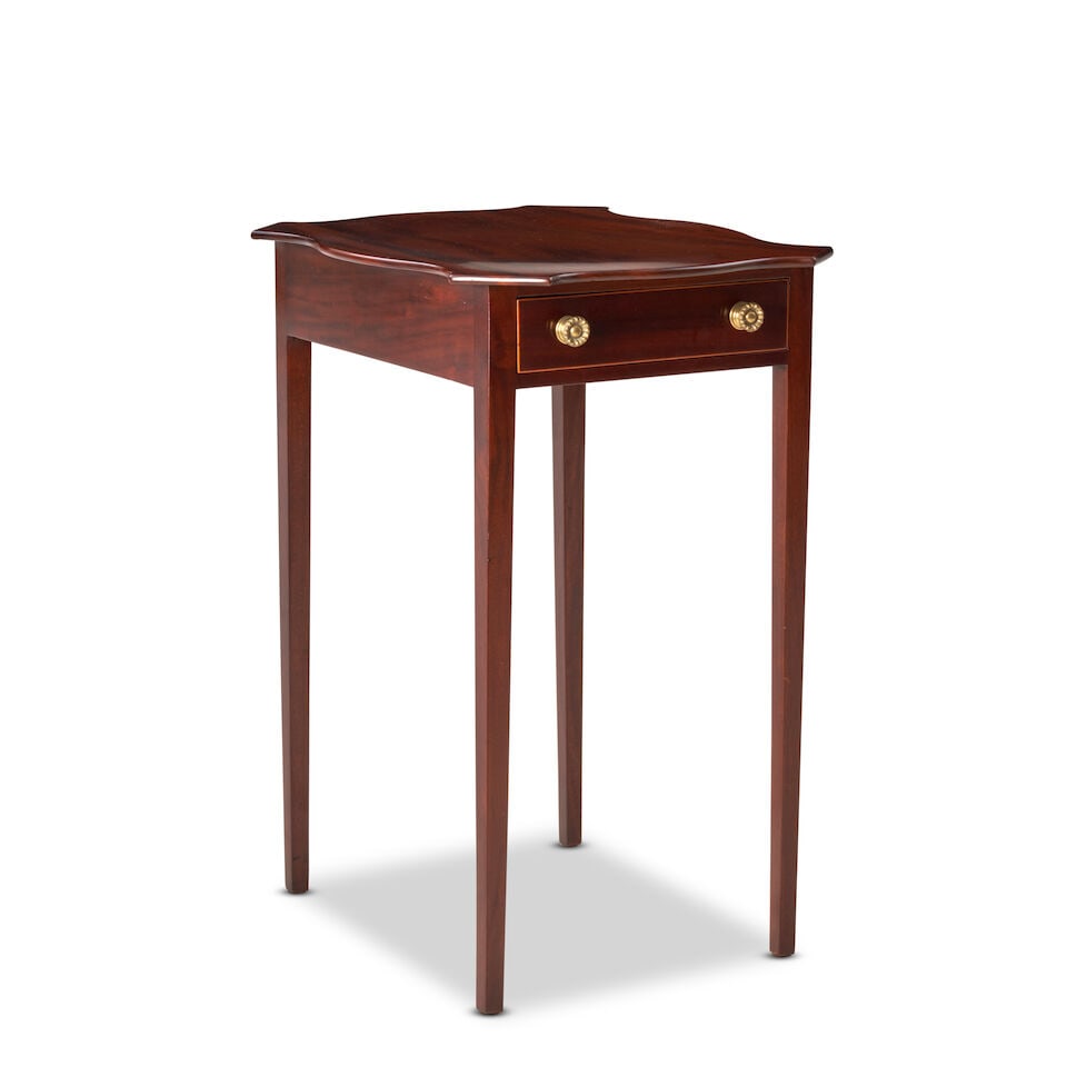 Federal Mahogany and White Pine Stand Newburyport, Massachusetts, c. 1810: Federal Mahogany and White Pine Stand Newburyport, Massachusetts, c. 1810 Fine single-board mahogany top with serpentine edges and canted corners, overhanging shallow apron containing single drawer wi