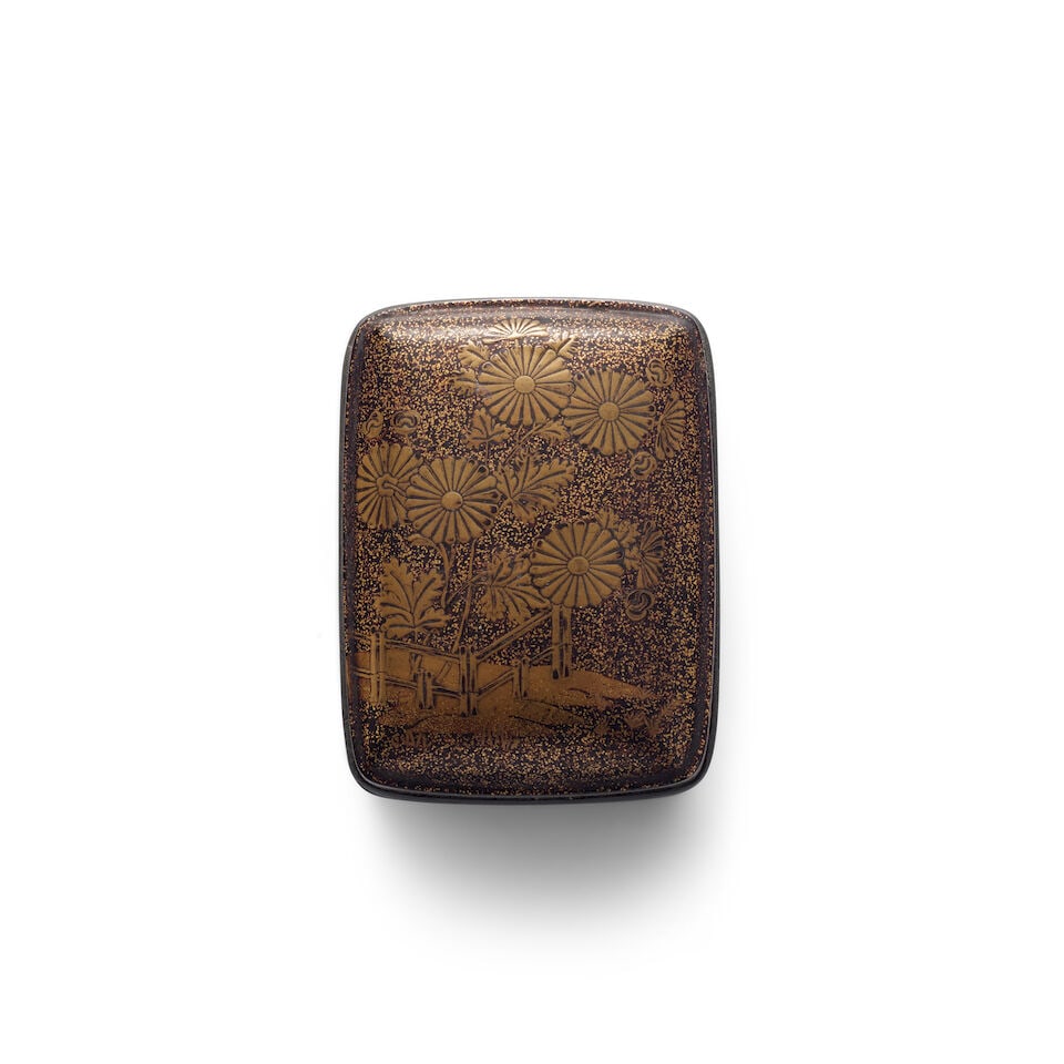 A LACQUER KOBAKO (SMALL BOX) Muromachi (1333-1573) or Momoyama (1573-1615) period, 16th/17th cen...