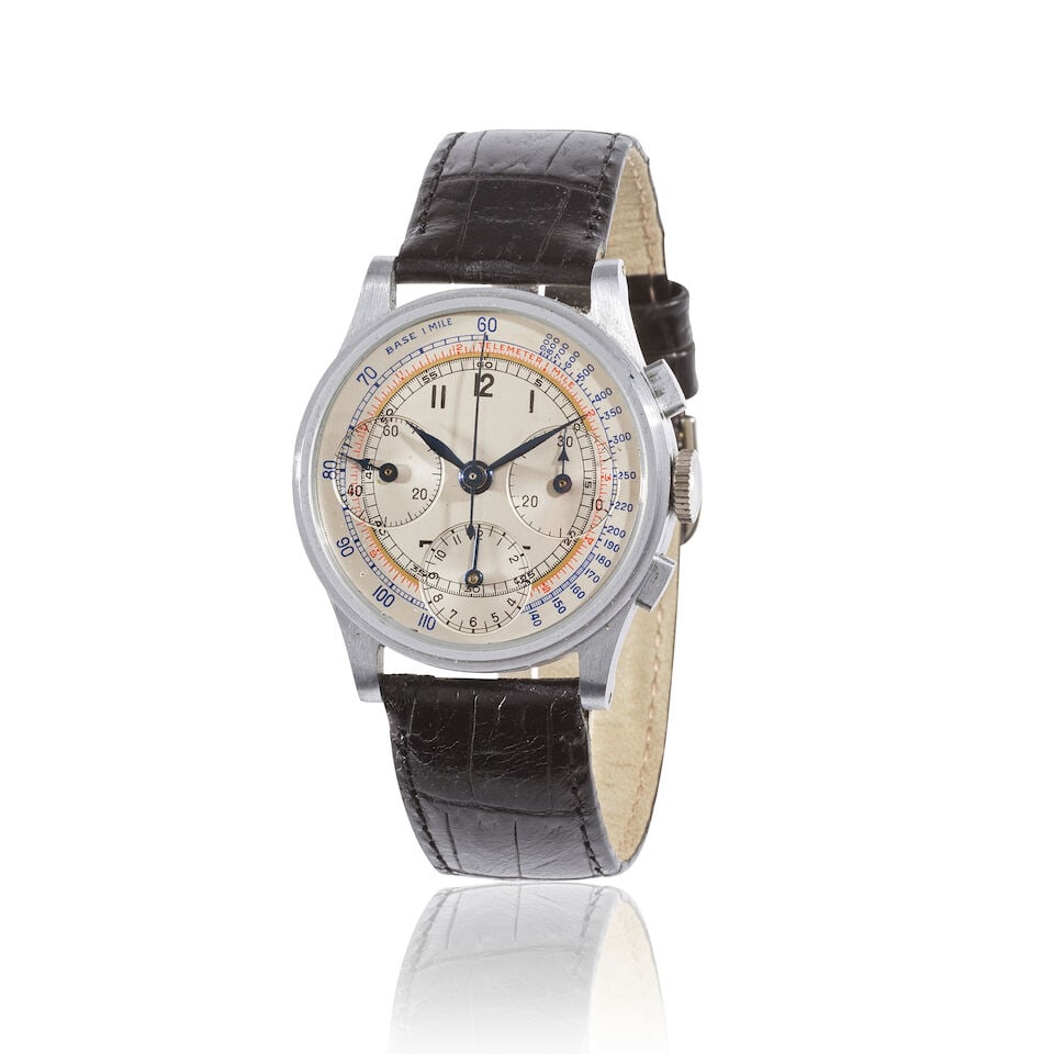 A stainless steel manual wind chronograph wristwatch    Chronographe bracelet en acier mouvement... (1 of 1)