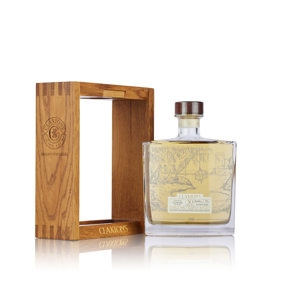 Clynelish 30 Year Old Claxton's Dalswinton Series, 2nd Edition, 1993 (1x 70cl): Clynelish 30 Year Old Claxton's Dalswinton Series, 2nd Edition, 1993 (1x 70cl) Region: Highland, single malt Fill Level: filled to 70cl Capsule: good condition Label: good labelling Packaging: in orig