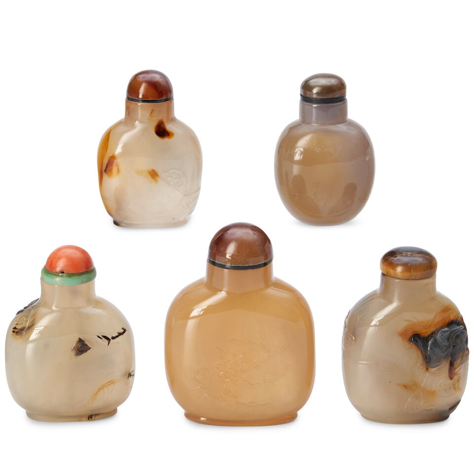 Five Agate Snuff Bottles, China, (5) - 2