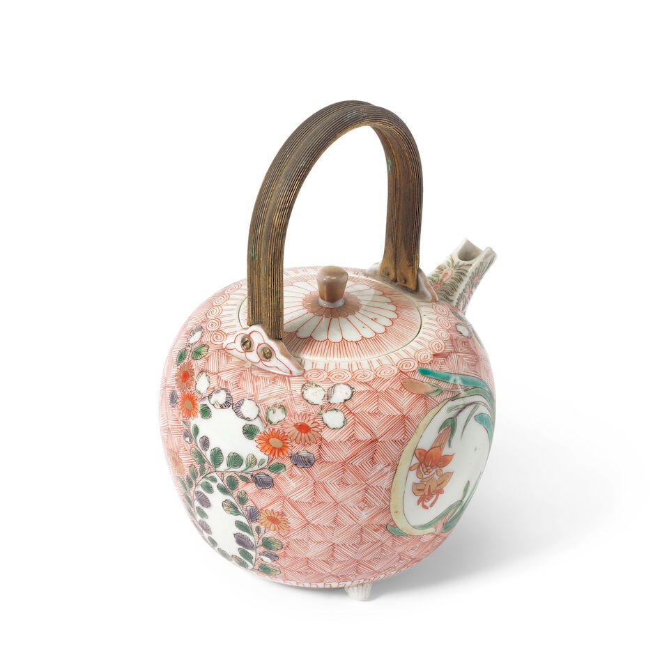 AN ARITA EWER AND COVER Edo period, late 17th century (2) - 2