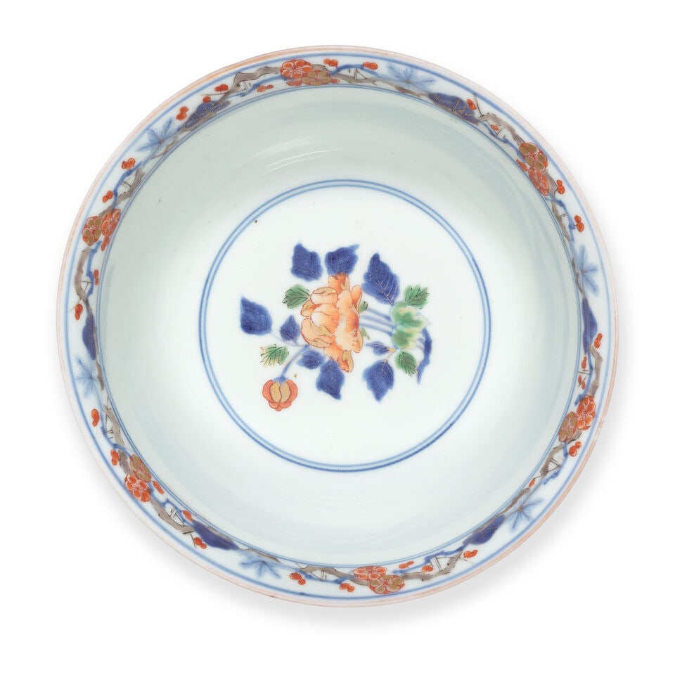 AN IMARI 'POMEGRANATES' BOWL Edo period, 17th/18th century - 2