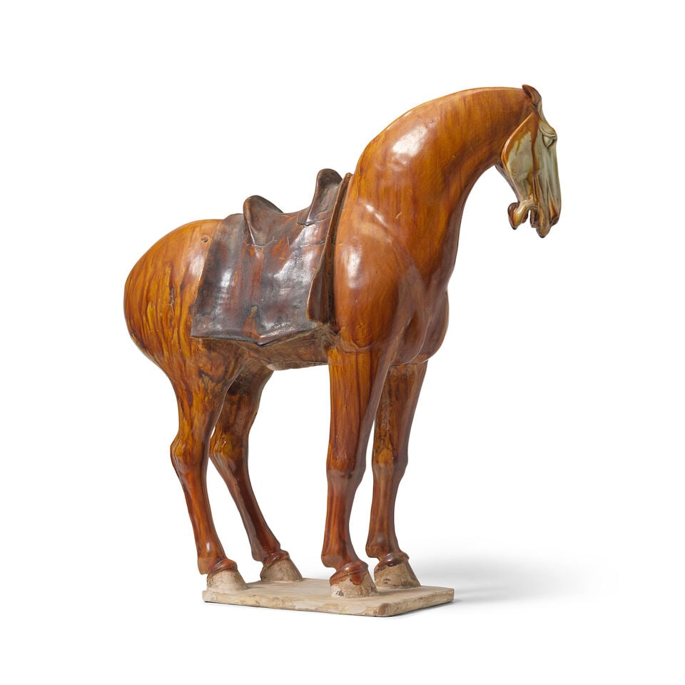 A LARGE AMBER AND BROWN-GLAZED POTTERY HORSE Tang Dynasty - 3