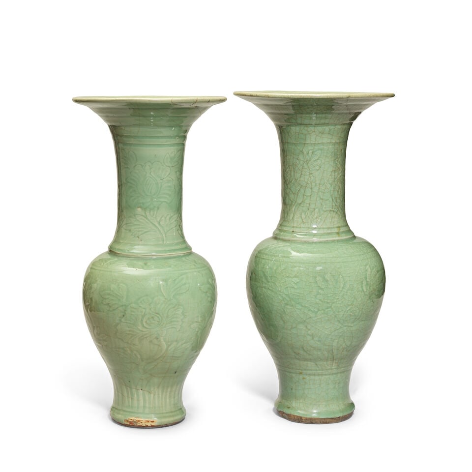 A RELATED PAIR OF CARVED LONGQUAN CELADON 'FLORAL' VASES, YENYEN Ming Dynasty (2) - 2