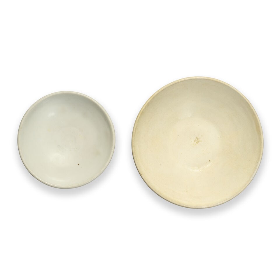 TWO WHITE-GLAZED DISHES Tang Dynasty (3) - 3