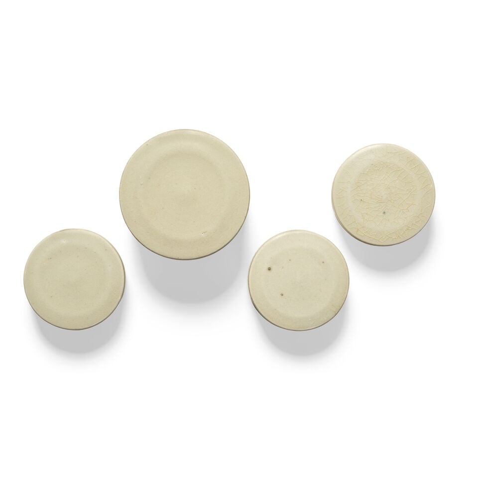 FOUR CREAM-GLAZED COSMETIC BOXES AND COVERS Tang Dynasty (8) - 2