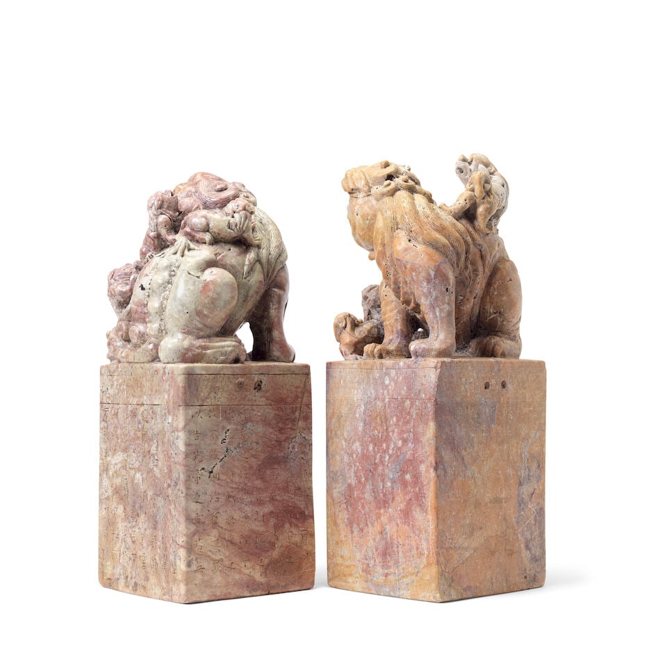 A PAIR OF VERY LARGE CARVED SOAPSTONE 'BUDDHIST LIONS' SEALS Republic period (2) - 5